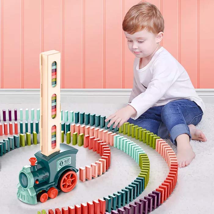 Domino vláčik – vláčik, ktorý ukladá dominá